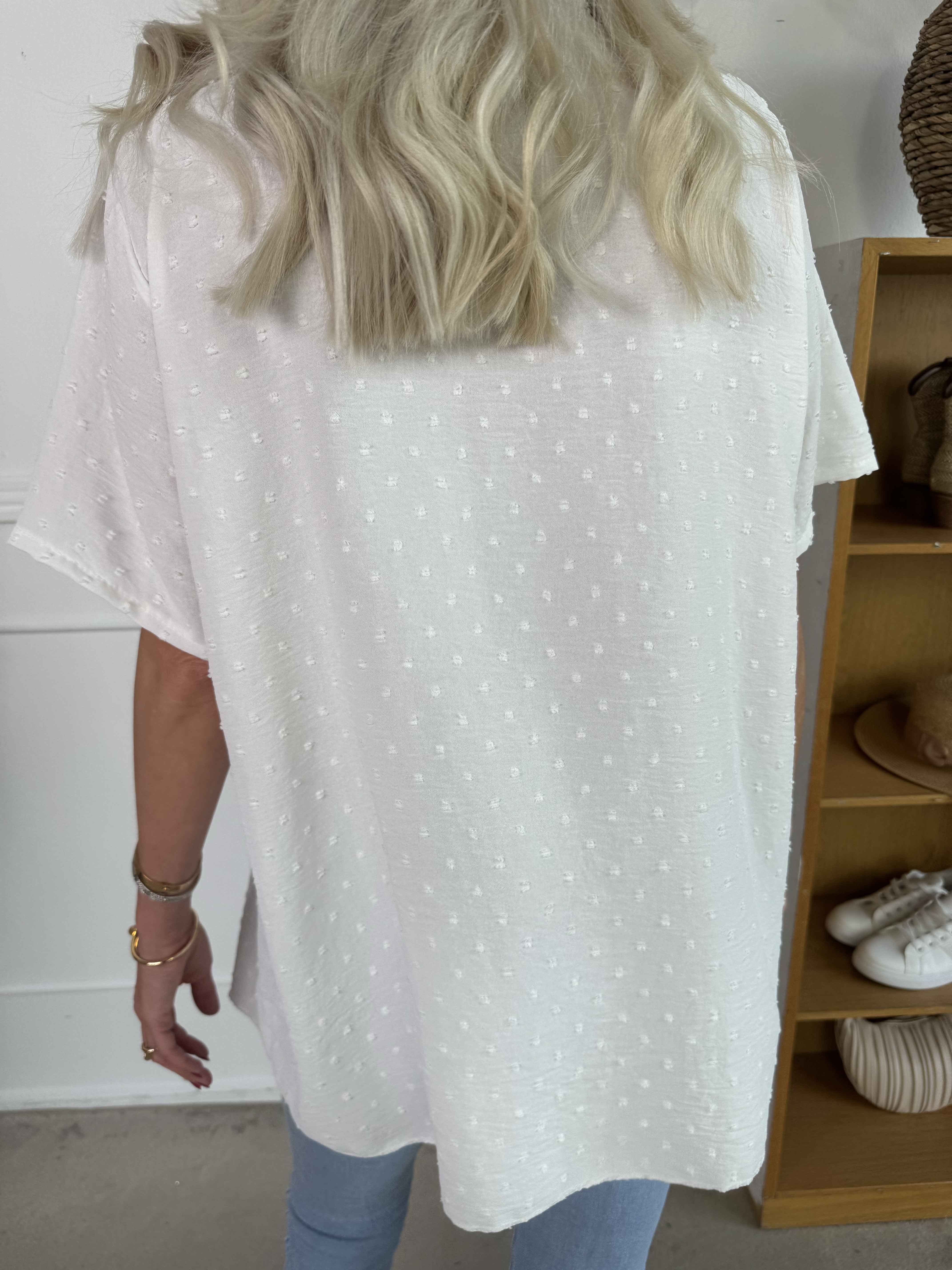 Bloom - Sød tunika med flæsekant og sløjfe